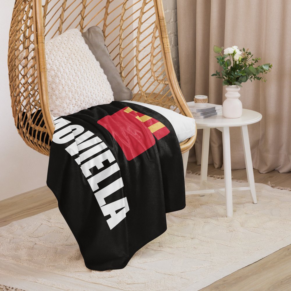 Moviella Clapper Sherpa Blanket Front